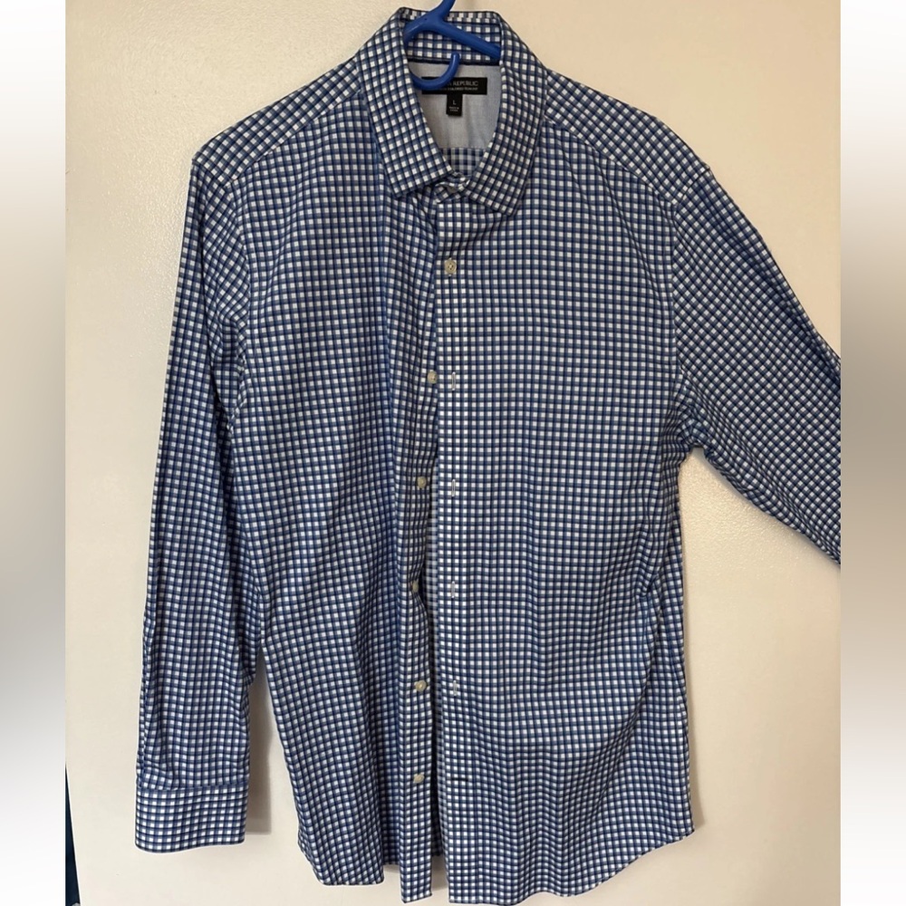 Banana Republic Men's Slim Blue Gingham Button-Down Ling Sleeve Shirt